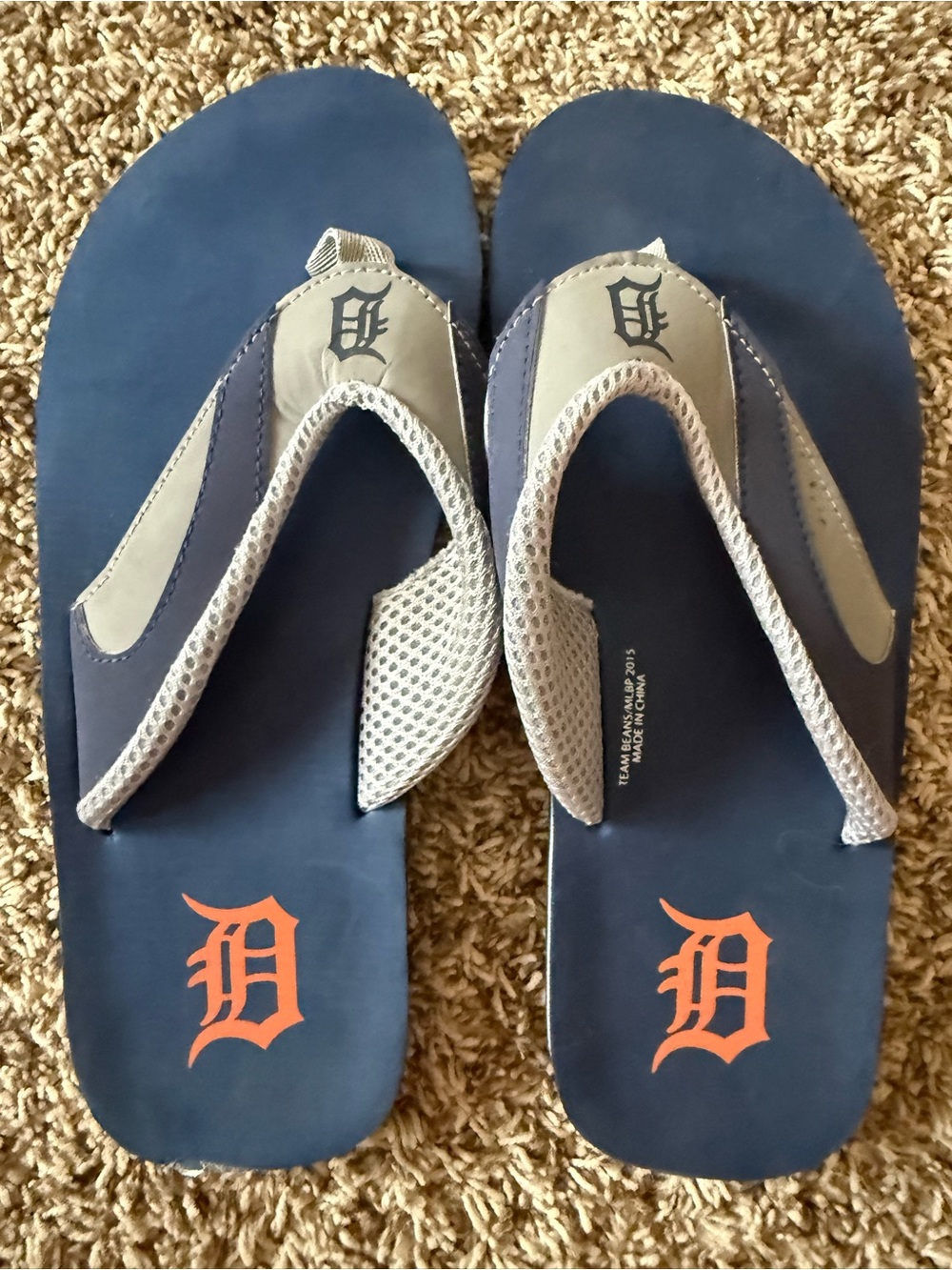 NWOT Detroit Tigers Flip Flops Men’s  Size 10